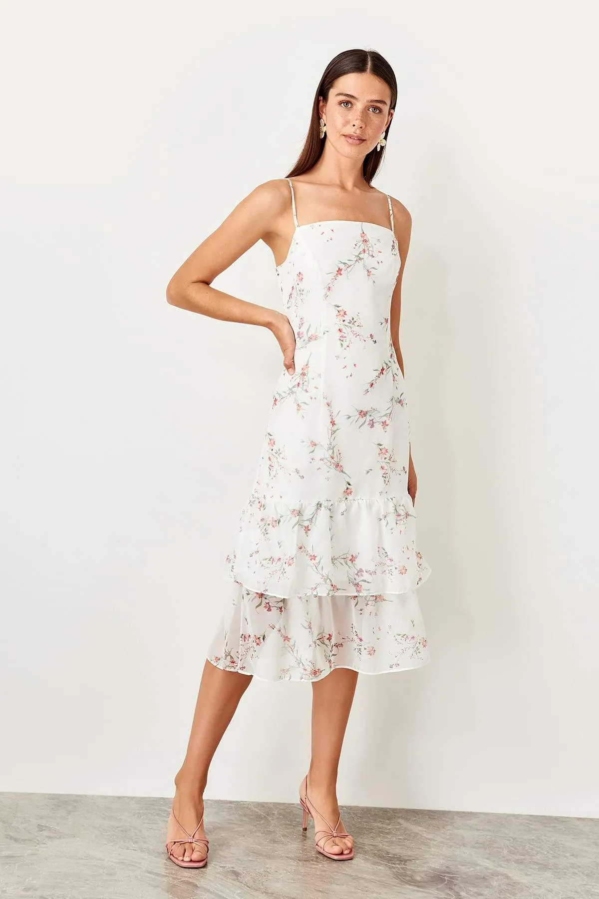 11675 Off-White Floral Tiered Dress