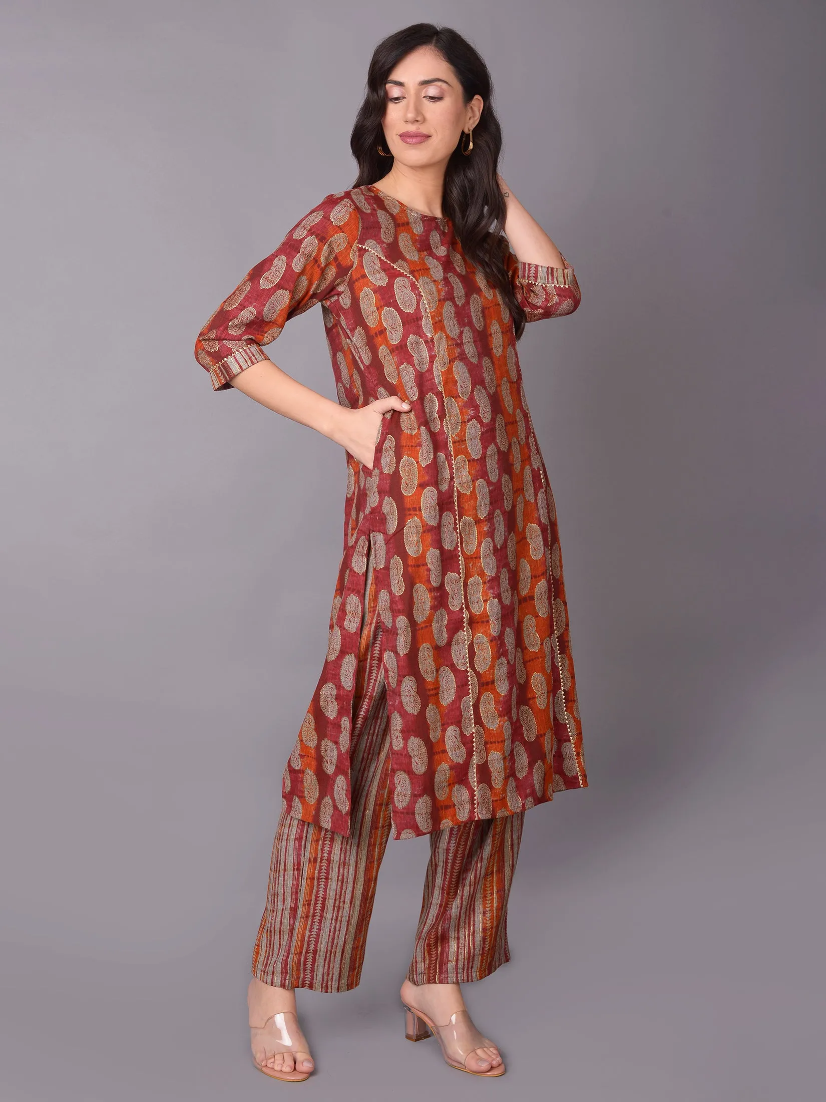 Women Red Paisley Printed Kurta With Comfort Pant